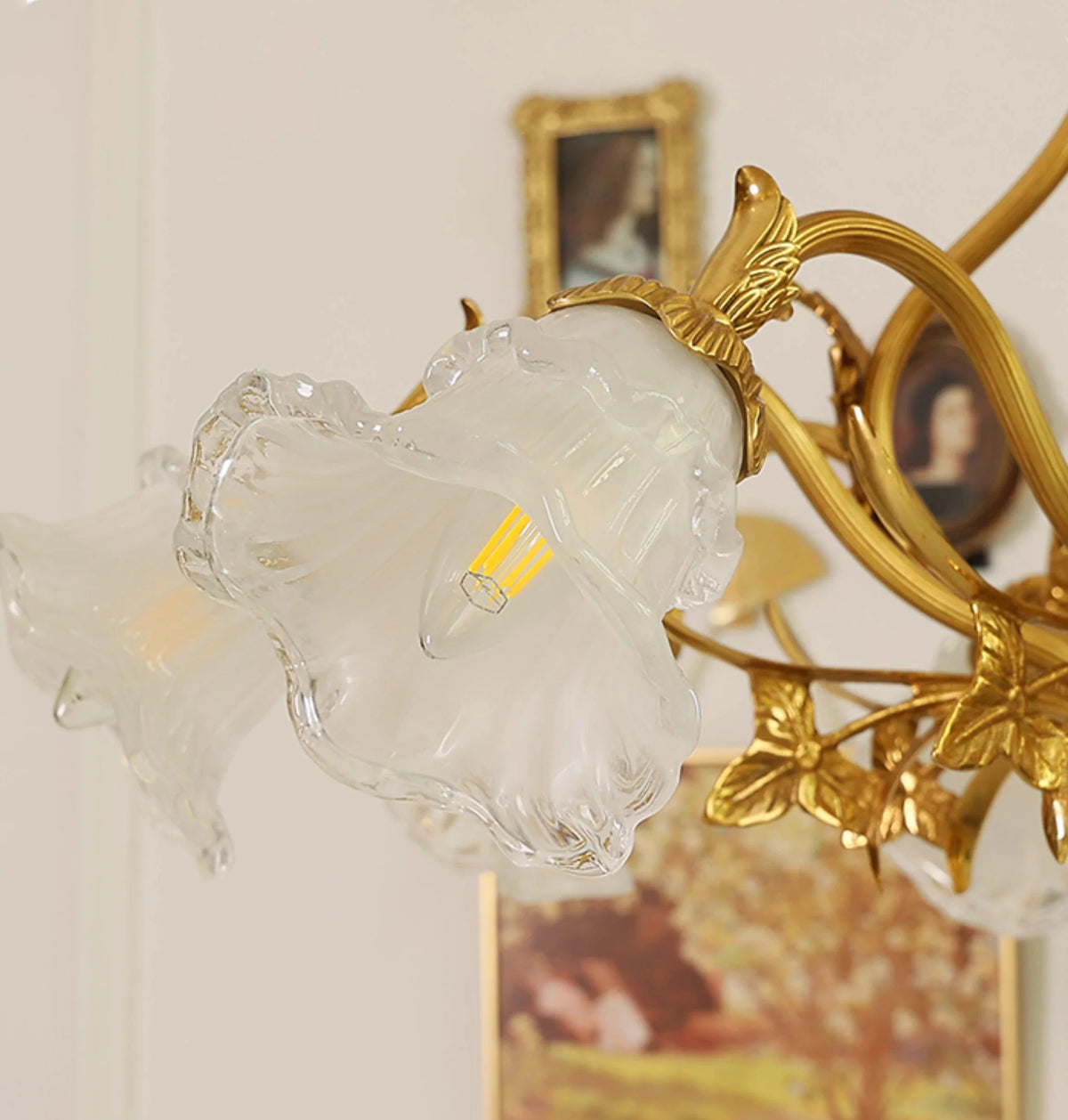 8 Lights Classical Retro Brass Chandelier Light 36X27 Inch
